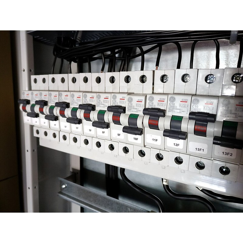 Priza pe sina DIN 2P+E 16A 250V Gewiss GW96522